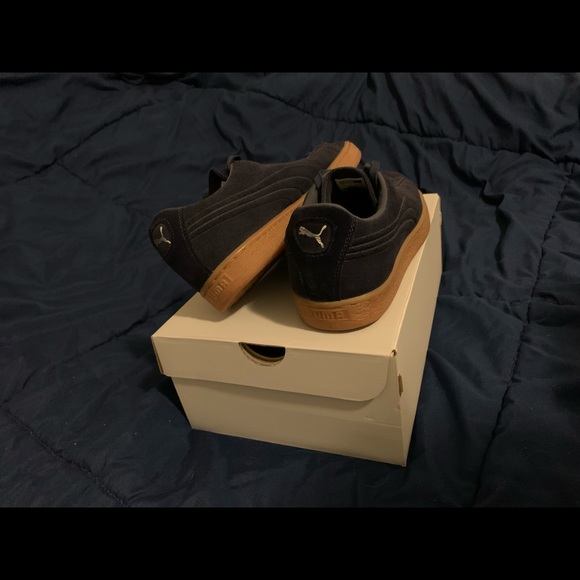 Puma - Picture 3 of 3